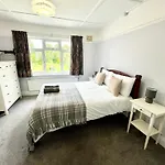 Bright Room Near Southmead